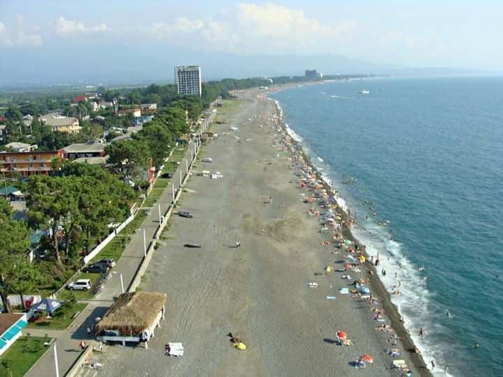 Hotel Tamazi Kobuleti Exterior foto